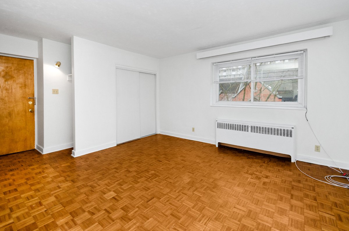 10centretown-161-somerset-st-w-big-1