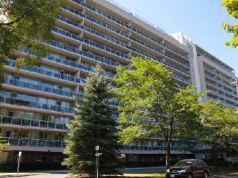champlain-towers-rockcliffe-park-1490915